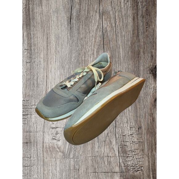 Sea Tracs gray suede sneakers. Size 8.5 - Picture 4 of 5